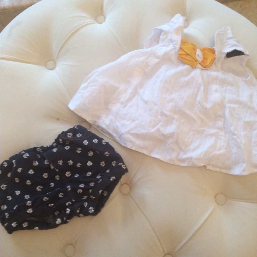 Summer baby top with daisy denim shorts